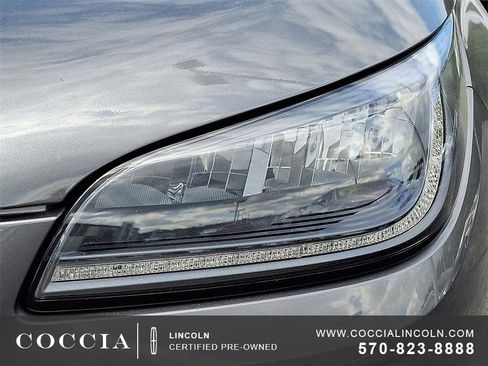 Used 2022 Lincoln Corsair AWD w/ Equipment Group 101A image 9