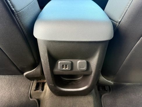 Used 2015 Chevrolet Colorado Z71 AWD/4WD image 35