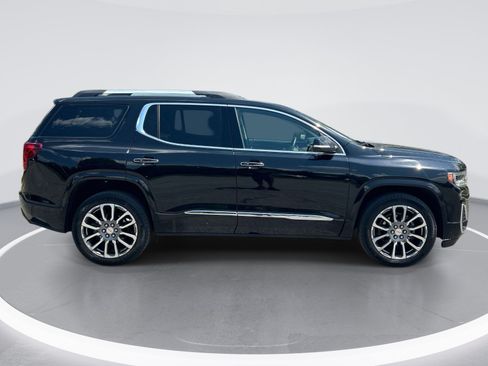 Used 2023 GMC Acadia Denali w/ Denali Ultimate Package AWD/4WD image 10