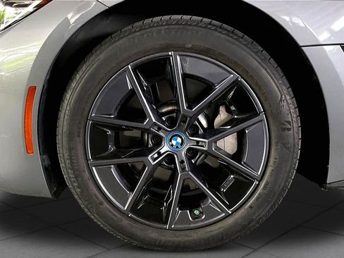 Used 2023 BMW i4 eDrive35 w/ Premium Package RWD image 10