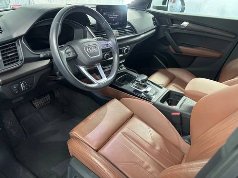 Used 2021 Audi Q5 2.0T Premium Plus w/ Premium Plus Package AWD/4WD image 11