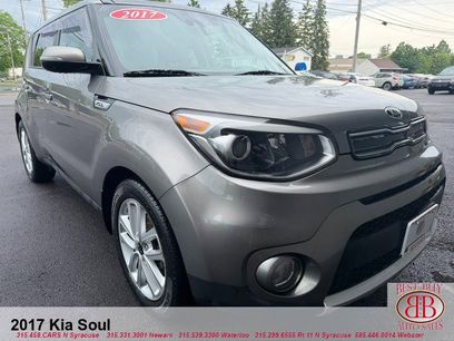 Used 2017 Kia Soul + w/ Primo Package