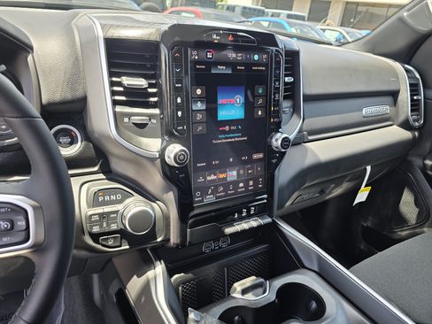 New 2026 RAM 1500 Big Horn AWD/4WD image 14
