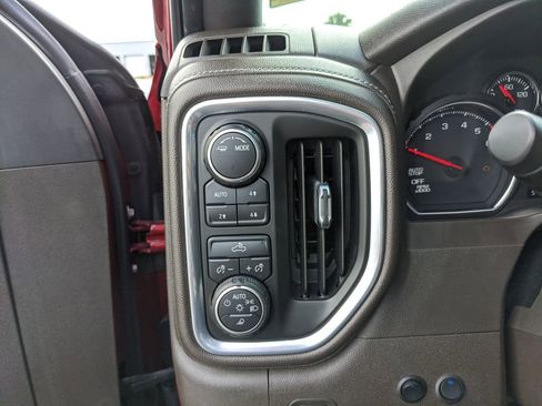 Used 2021 Chevrolet Silverado 1500 LT w/ All Star Edition Plus image 28