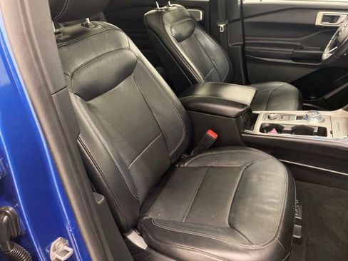 Used 2020 Ford Explorer Limited w/ Class III Trailer Tow Package image 43