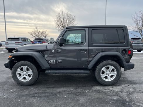Used 2020 Jeep Wrangler Sport image 6