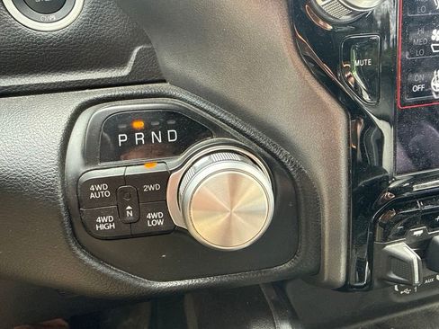 Used 2021 RAM 1500 Laramie w/ Sport Appearance Package AWD/4WD image 11