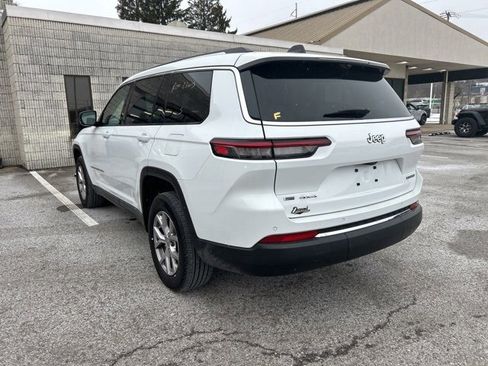 Certified 2022 Jeep Grand Cherokee L Limited w/ Luxury Tech Group II image 3