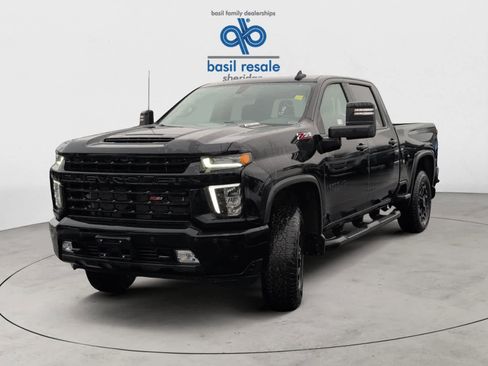 Used 2023 Chevrolet Silverado 2500 LT w/ Midnight Edition image 2
