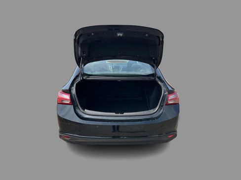 Used 2021 Chevrolet Malibu LT FWD image 22