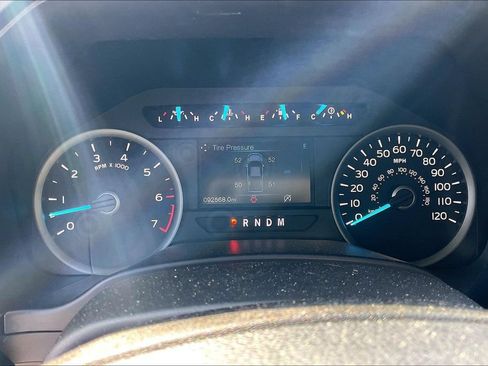 Used 2019 Ford F150 XLT w/ Trailer Tow Package AWD/4WD image 21