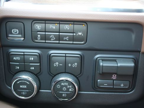 New 2026 Chevrolet Tahoe High Country AWD/4WD image 50