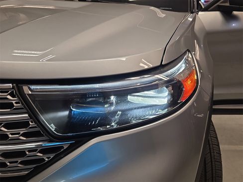 Used 2023 Ford Explorer XLT w/ Equipment Group 202A image 31