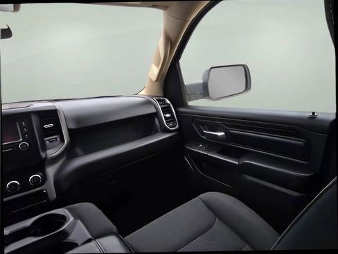 Used 2020 RAM 1500 Tradesman w/ SXT Appearance Group AWD/4WD image 15