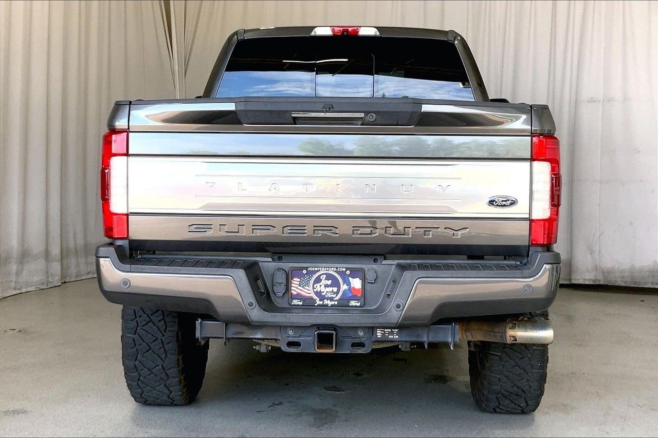 Used 2019 Ford F250 Platinum w/ Platinum Ultimate Package AWD/4WD image 4