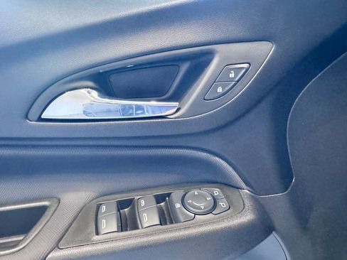 Certified 2023 Chevrolet Equinox RS image 22