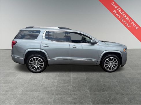 Used 2023 GMC Acadia Denali w/ Denali Ultimate Package FWD image 7