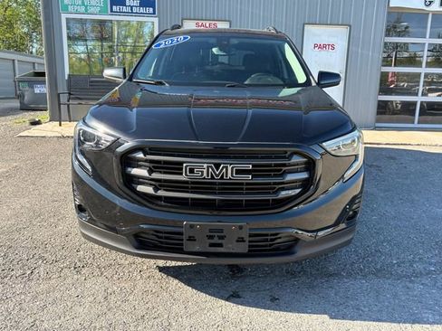 Used 2020 GMC Terrain SLT w/ Preferred Package AWD/4WD image 2