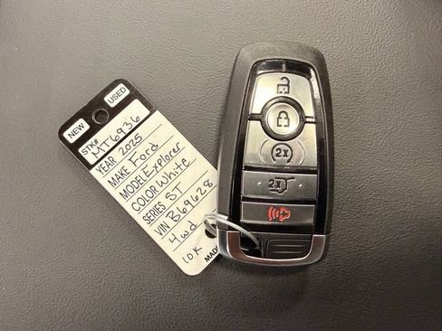 Used 2025 Ford Explorer ST AWD/4WD image 44