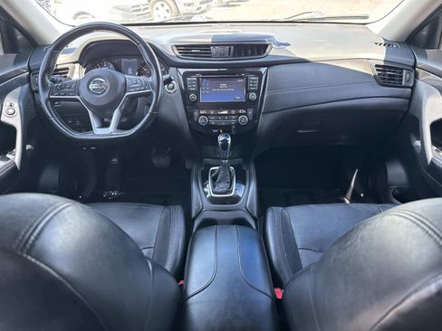 Used 2017 Nissan Rogue SL w/ SL Premium Package AWD/4WD image 16