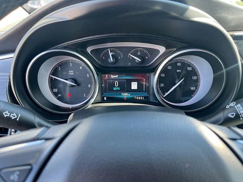 Used 2020 Buick Envision Essence image 12