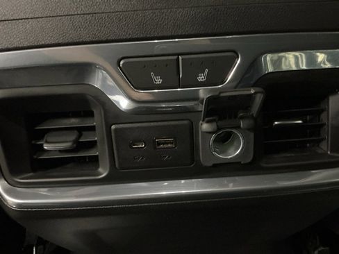 Used 2019 GMC Sierra 1500 SLT image 28