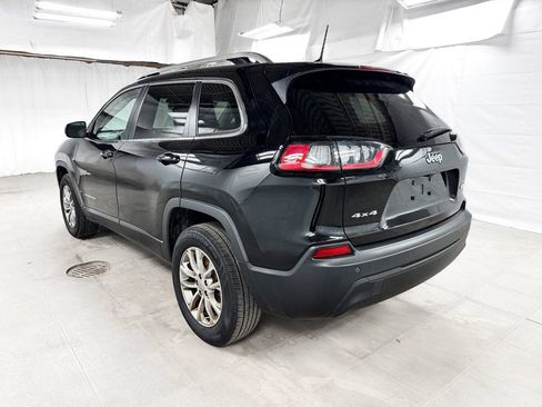 Used 2021 Jeep Cherokee Latitude Plus AWD/4WD image 4