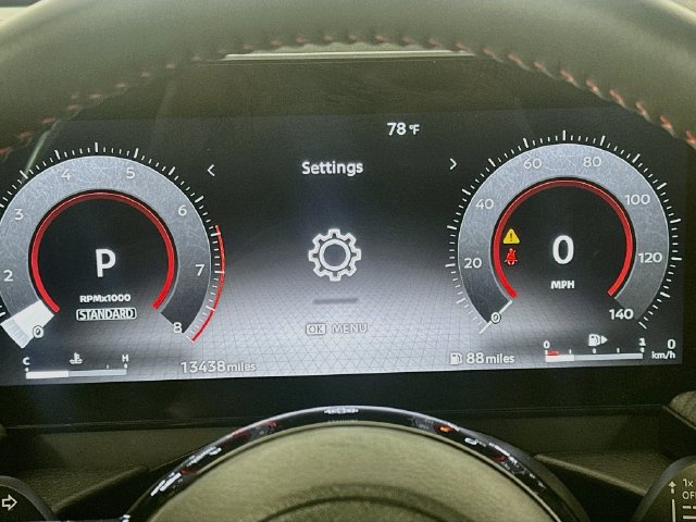Used 2025 Nissan Kicks SR FWD image 2