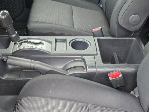 Used 2012 Toyota FJ Cruiser 4WD w/ Convenience Pkg image 8