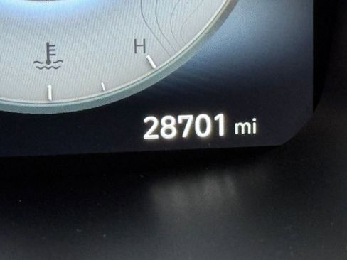 Used 2023 Hyundai Santa Fe Calligraphy AWD/4WD image 18
