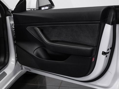 Used 2019 Tesla Model 3 Long Range image 47