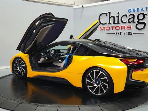 Used 2014 BMW i8 AWD/4WD image 9