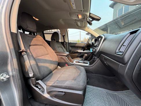 Used 2019 Chevrolet Colorado LT w/ LT Convenience Package AWD/4WD image 24
