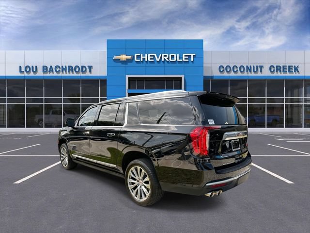 Used 2023 GMC Yukon XL Denali AWD/4WD image 6
