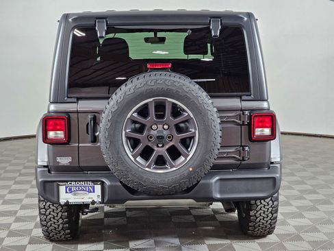 Used 2021 Jeep Wrangler Unlimited Sport image 4