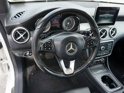Used 2016 Mercedes-Benz CLA 250 image 7