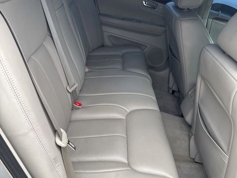 Used 2007 Cadillac DTS Luxury I w/ Trunk Convenience Package image 11