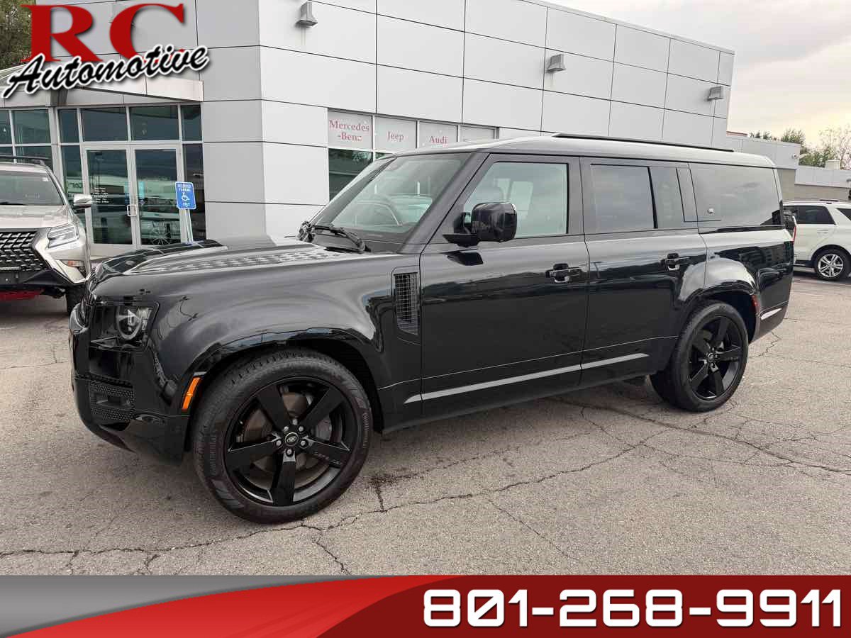 Used 2024 Land Rover Defender 130 X-Dynamic SE AWD/4WD image 1