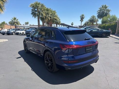 Used 2023 Audi e-tron Chronos image 7