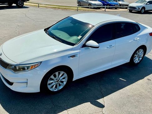 Used 2016 Kia Optima EX FWD image 4