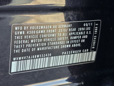 Used 2011 Volkswagen GTI 4-Door image 10