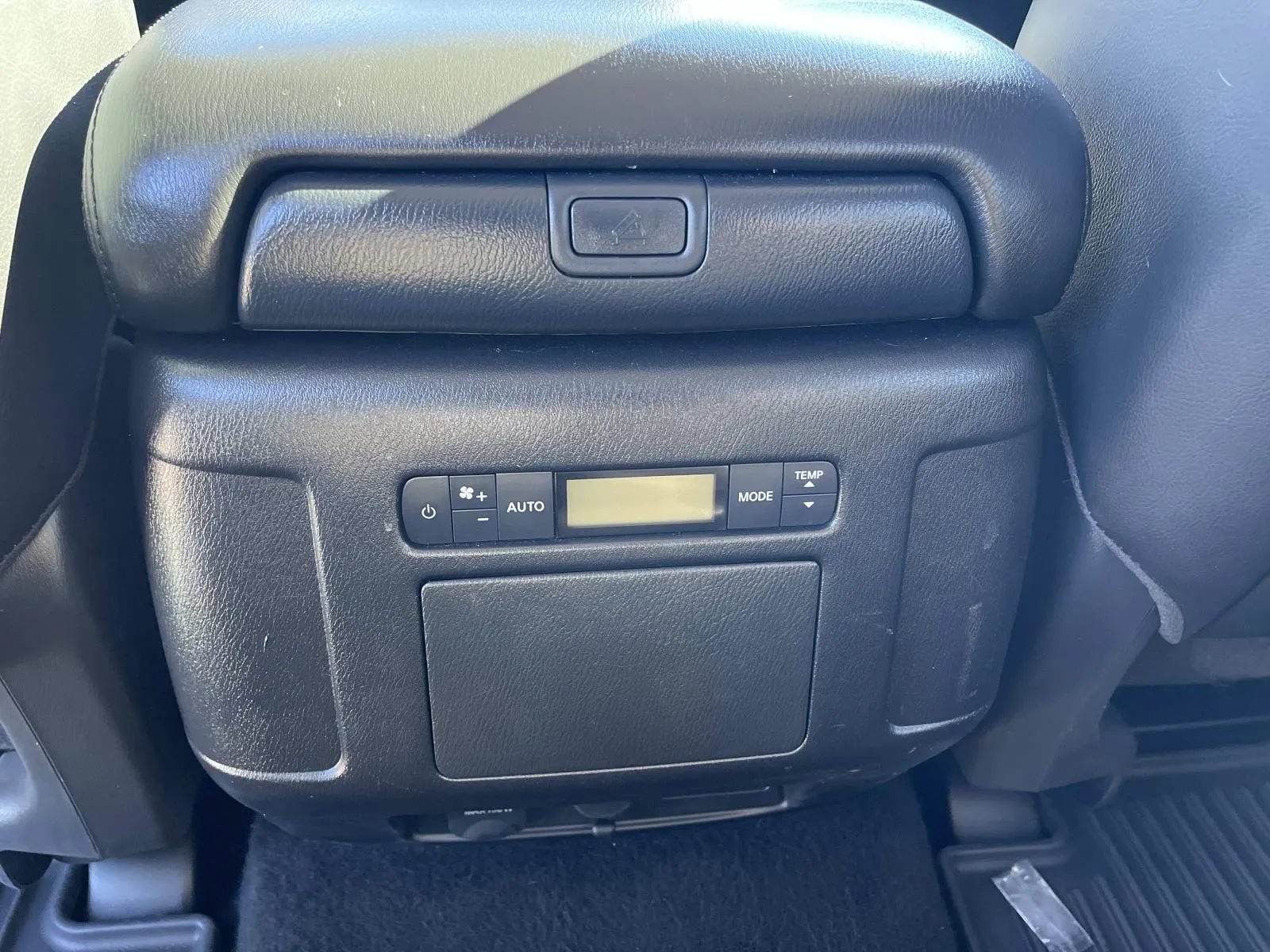 Used 2023 Nissan Armada SL w/ Cargo Package AWD/4WD image 19