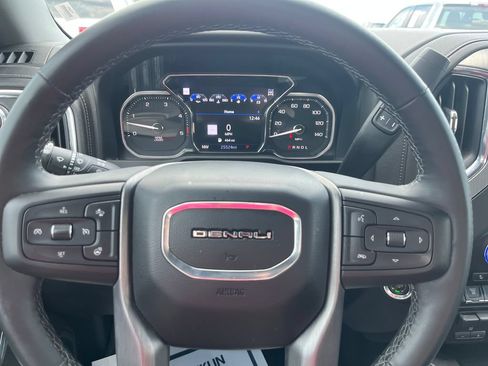 Used 2023 GMC Sierra 2500 Denali w/ Denali Ultimate Package AWD/4WD image 15