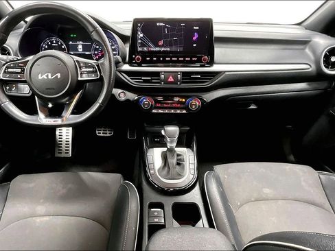 Used 2024 Kia Forte GT-Line image 18