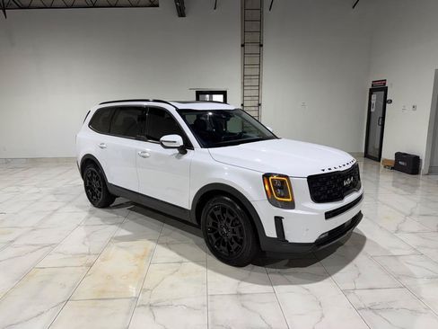 Used 2022 Kia Telluride SX w/ SX Prestige Package AWD/4WD image 4