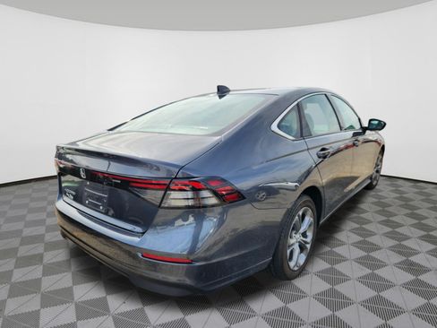 Used 2024 Honda Accord EX image 4