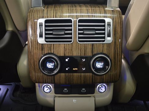 Used 2022 Land Rover Range Rover Westminster Edition image 40