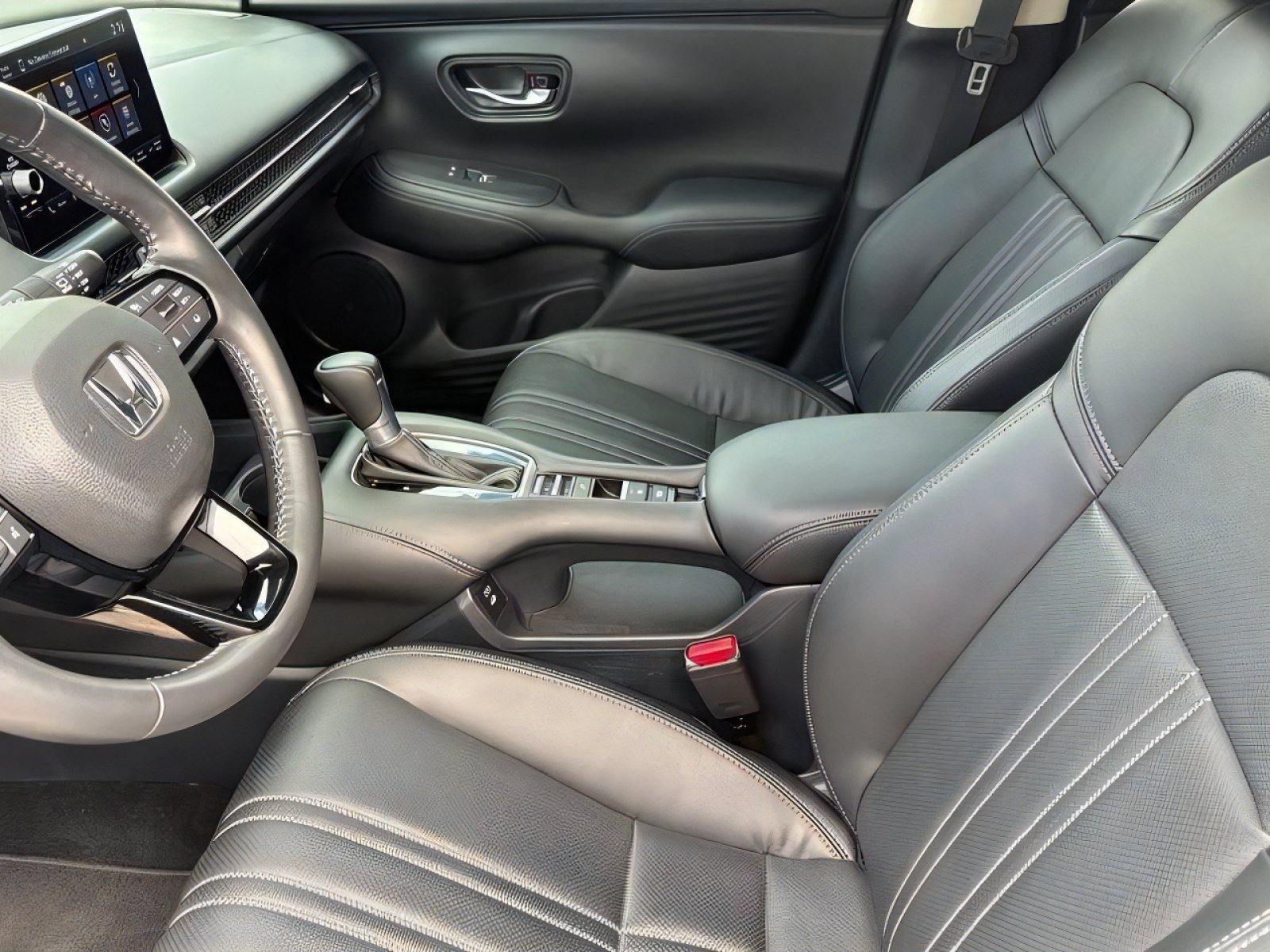 Used 2025 Honda HR-V EX-L image 15