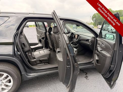 Used 2021 Chevrolet Traverse LT AWD/4WD image 37