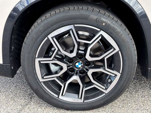 New 2026 BMW X1 xDrive28i image 9